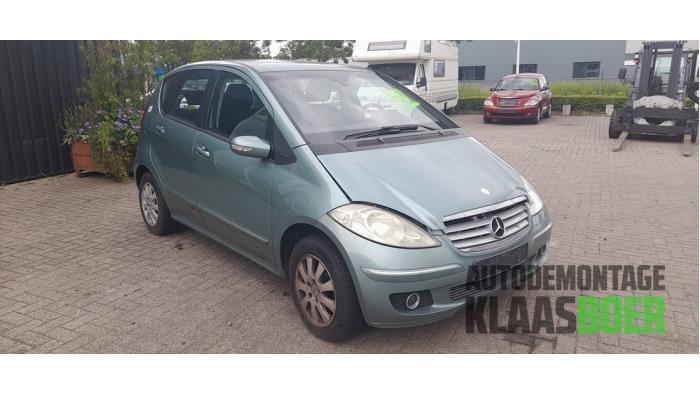 Voorbumper van een Mercedes A-Klasse, Auto-onderdelen, Carrosserie en Plaatwerk, Bumper, Mercedes-Benz, Gebruikt, 6 maanden garantie