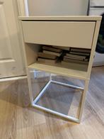 Nachtkastje vikhammer 40x39 cm, Huis en Inrichting, Slaapkamer | Nachtkastjes, Ophalen, Minder dan 45 cm, 55 tot 70 cm, Zo goed als nieuw