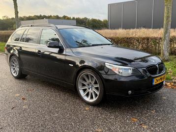 BMW 5-Serie 2.5 I 525 Touring AUT 2004 Zwart beschikbaar voor biedingen