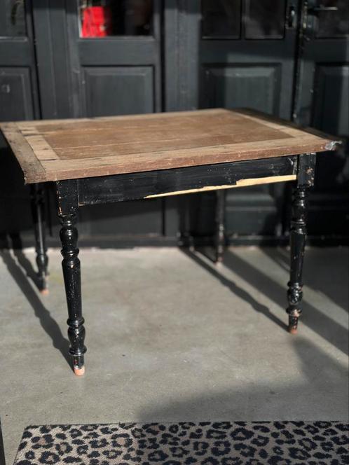 Oude franse tafel, Antiek en Kunst, Antiek | Meubels | Tafels, Ophalen
