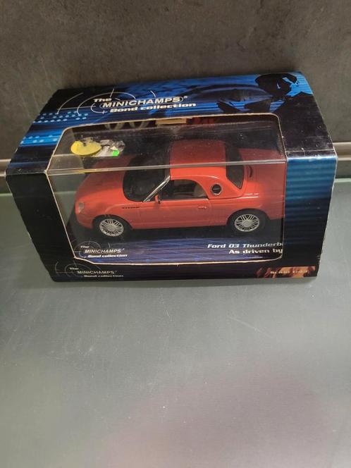 Minichamps Ford Thunderbird 007 - Die Another Day, Hobby en Vrije tijd, Modelauto's | 1:43, Zo goed als nieuw, Auto, MiniChamps