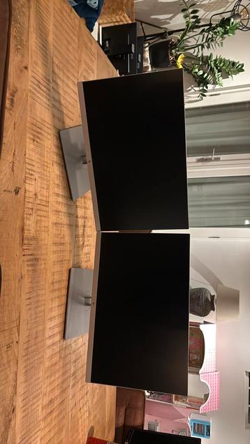 2x HP e243i monitoren beschikbaar voor biedingen