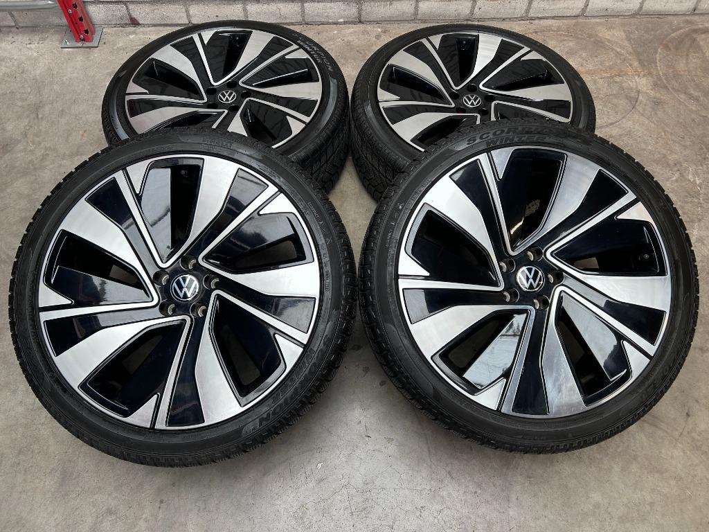 21 inch originele velgen + zomer of winter banden VW Tiguan