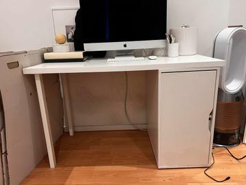 Ikea bureau met kastje