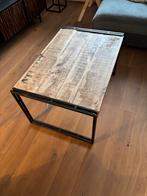 Stoere salontafel met metalen frame, Gebruikt, 100 tot 150 cm, Minder dan 50 cm, Rechthoekig