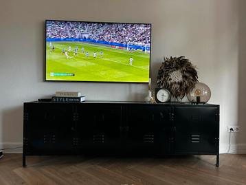 Stoer TV Meubel - Industrieel Design
