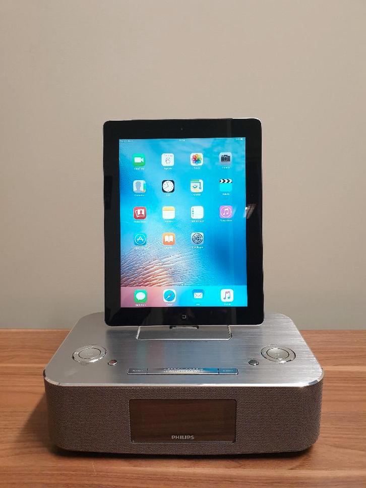 APPLE TABLET A1430 64 GB / PHILIPS DOCKING STATION DC291/12, Computers en Software, Apple iPads, Zo goed als nieuw, Apple iPad