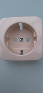 Busch-Jaeger schakelmateriaal voor heel huis, Ophalen of Verzenden, Gebruikt, Stopcontact