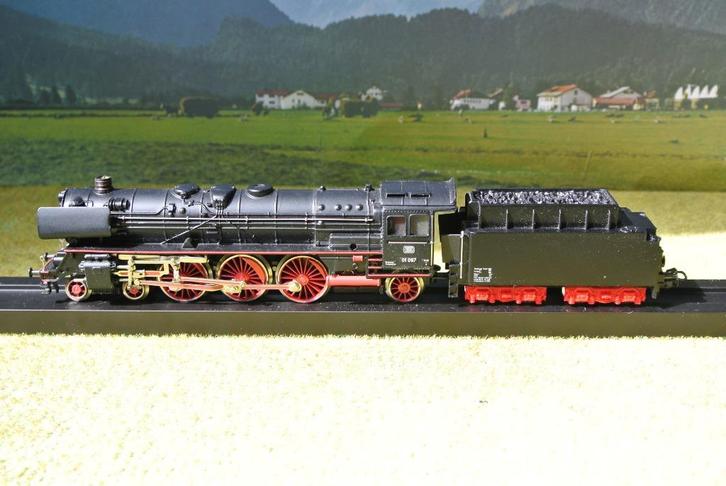Märklin 3048 De rokende sneltrein locomotief 01 097, Hobby en Vrije tijd, Modeltreinen | H0, Gebruikt, Locomotief, Wisselstroom