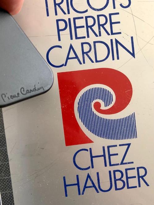 2 x Pierre Cardin Reclame: Presse Papier en Sleutelhanger, Verzamelen, Merken en Reclamevoorwerpen, Gebruikt, Reclamebord, Ophalen of Verzenden