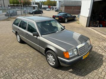 Mercedes 200-Serie 2.3 230 TE AUT U9 1990 Grijs