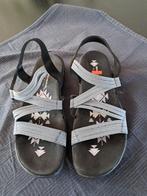 Mooie sandalen v skechers. Zwart/wit. Maat 10, Kleding | Dames, Schoenen, Ophalen, Skechers, Zwart, Sandalen of Muiltjes