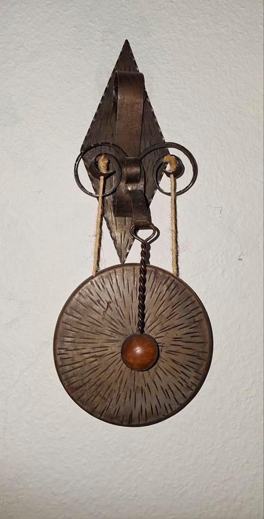 Gietijzeren Gong met Klepel - Brocante, Huis en Inrichting, Deurbellen, Gebruikt, Ophalen of Verzenden