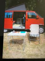 Rode Volkswagen T4 benzine Camperbus - Avontuur wacht!, Caravans en Kamperen, Campers, Automaat, Buscamper of Camperbus, Tot en met 2