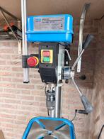 HBM 25 mm Kolomboormachine - Vloermodel 230V, Ophalen, Zo goed als nieuw, Overige typen, Minder dan 500 mm