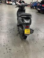 Scooter Piaggio zip geel kenteken., Fietsen en Brommers, Snorfietsen en Snorscooters, Piaggio, Gebruikt, Ophalen of Verzenden