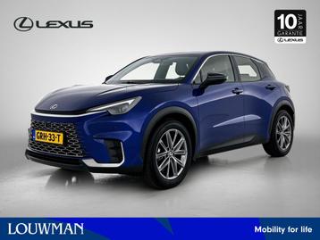 Lexus LBX Business Line Pro 2WD (bj 2024, automaat) beschikbaar voor biedingen
