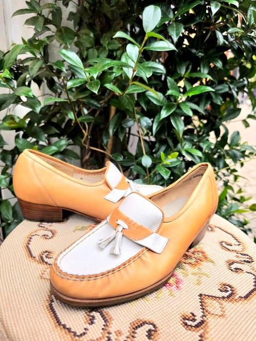 YV6502: Vintage Deadstock Brand New 60's / 70s Loafers Shoes, Kleding | Dames, Schoenen, Instappers, Ophalen of Verzenden