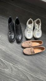 Kastopruiming maat 40, Kleding | Dames, Schoenen, Ophalen of Verzenden, Zo goed als nieuw, Zwart, Sneakers of Gympen