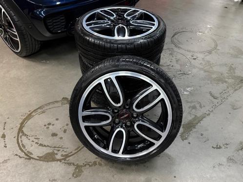 MINI JCW Cup Spoke velgen 18 inch pirelli zomerset F56, Auto-onderdelen, Banden en Velgen, Velg(en), Zomerbanden, 18 inch, 205 mm