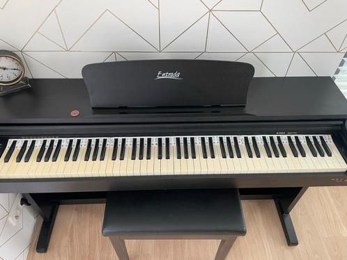 Entrada digitale Piano D100a, Muziek en Instrumenten, Piano's, Gebruikt, Piano, Zwart, Digitaal, Ophalen