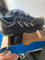 Adidas Ozweego zwart maat 43,5, Kleding | Heren, Schoenen, Zwart, Ophalen of Verzenden, Adidas, Sneakers of Gympen