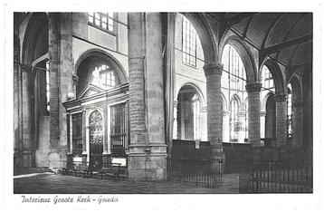 965035	Gouda	Interieur	Groote Kerk	Mooie oude kaart Onbeschr beschikbaar voor biedingen