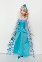 Disney Pop Frozen Zingende Elsa (EN) Barbie,met handleiding., Verzamelen, Disney, Gebruikt, Ophalen of Verzenden, Overige figuren