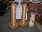 2 x grote oude houten klos industrieel 28,5 cm. met oud touw, Ophalen of Verzenden
