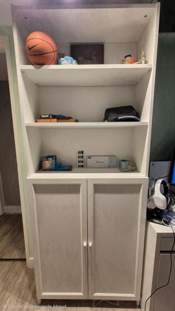 Ikea Kast - Praktisch en Stijlvol!