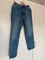 Zara mid blue jeans mom jeans met knoopsluiting en zakken, Kleding | Dames, Spijkerbroeken en Jeans, Blauw, Zara, Ophalen of Verzenden