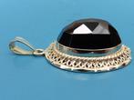 Gouden hanger met granaat                               G104, Gebruikt, ., Ophalen of Verzenden, .