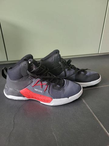 Basketbal/Gymschoenen Maat 40 beschikbaar voor biedingen
