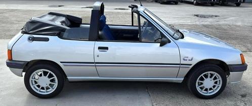 PEUGEOT 205 CABRIOLET  - 19.800 KM -, Auto's, Oldtimers, Particulier, Peugeot, Benzine, Cabriolet, Handgeschakeld, Zilver of Grijs