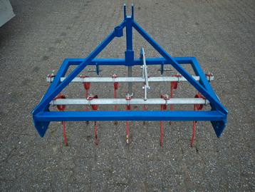 Wiedeg / Verticuteerder 135cm t.b.v. minitractor beschikbaar voor biedingen
