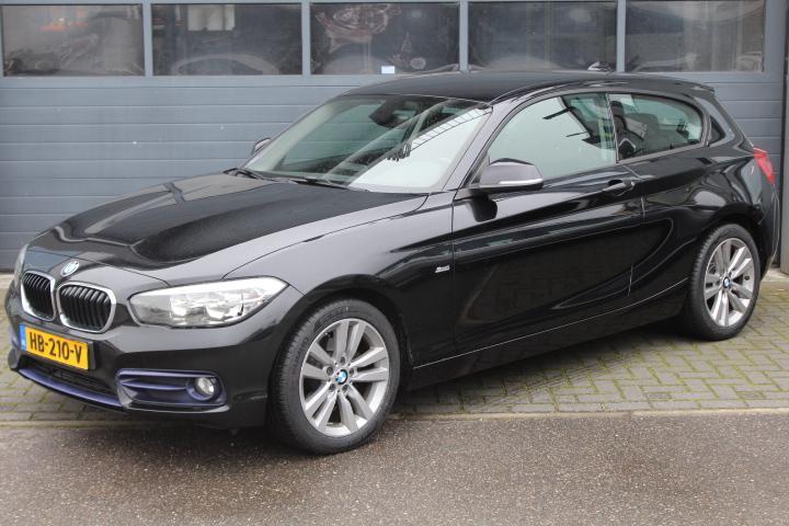BMW 1-serie 118i 136 PK Aut. Sport-Line Navigatie, Cruise, C, Auto's, BMW, Bedrijf, Te koop, 1-Serie, ABS, Airbags, Airconditioning
