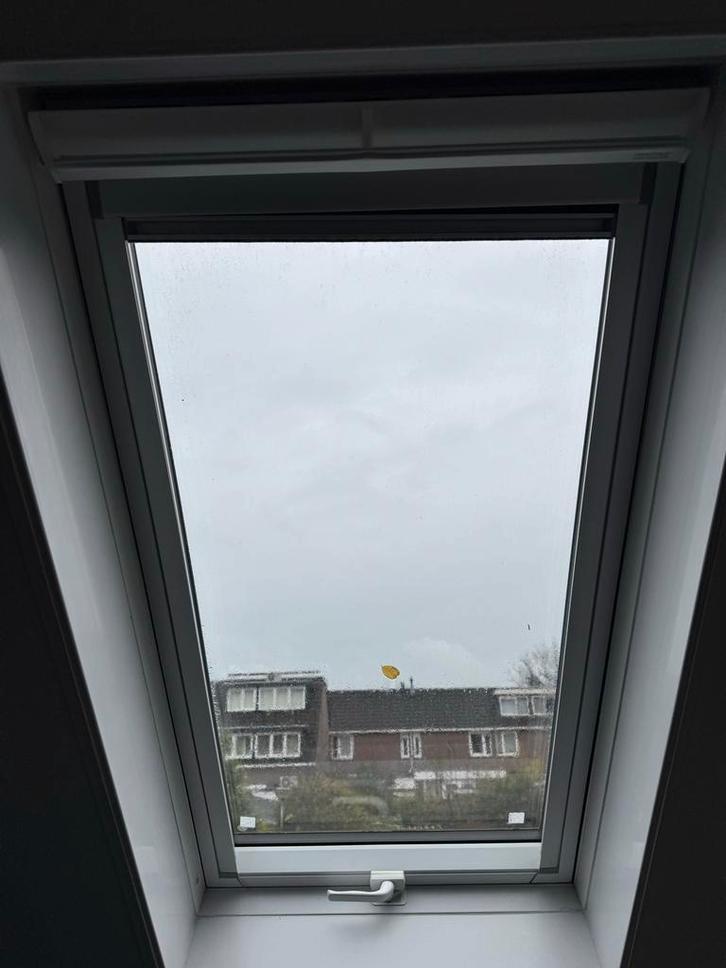 Keylite Dakraam - Blauw Bekleding - 2022, Doe-het-zelf en Verbouw, Glas en Ramen, Zo goed als nieuw, Dakraam, 120 tot 160 cm, Ophalen