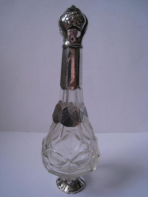 ZILVER - ZILVEREN VOET -RAND EN DOP ; PARFUMFLESJE ANTIEK, Antiek en Kunst, Antiek | Goud en Zilver, Zilver, Verzenden