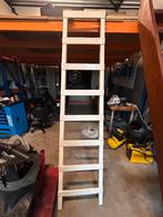 Houten trap, Doe-het-zelf en Verbouw, Ladders en Trappen, Ophalen, Zo goed als nieuw, Ladder, 2 tot 4 meter