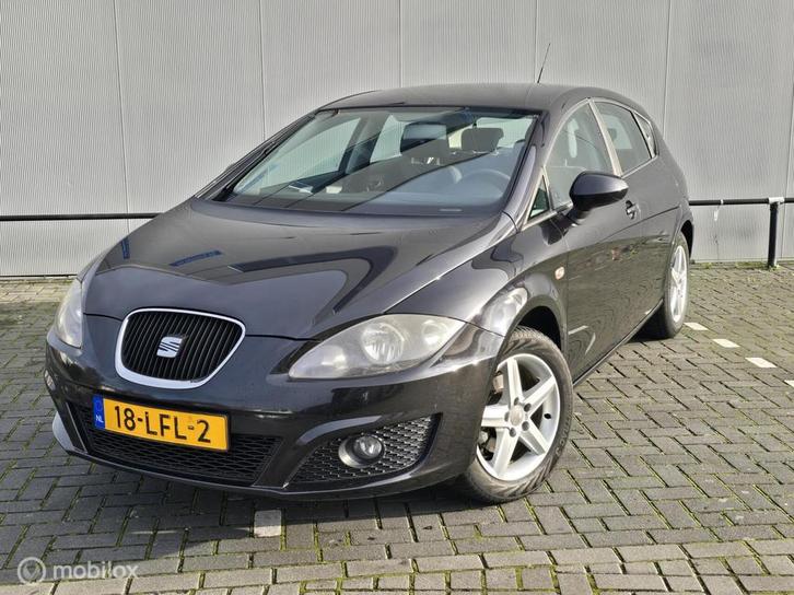 Seat Leon 1.6 Hattrick Airco Cruise Nieuwe APK, Auto's, Seat, Bedrijf, Te koop, Leon, ABS, Airbags, Airconditioning, Alarm, Boordcomputer