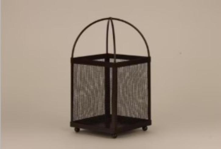 Windlicht, metaal, Huis en Inrichting, Woonaccessoires | Kandelaars en Kaarsen, Zo goed als nieuw, Kandelaar, 25 tot 50 cm, Metaal
