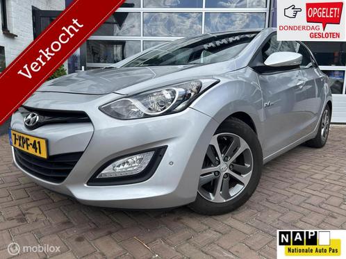 Hyundai i30 1.6 GDI i-Motion * NAVIGATIE * AIRCO * PDC V - A, Auto's, Hyundai, Bedrijf, Te koop, i30, ABS, Achteruitrijcamera