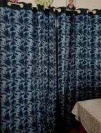 1 Blauw gordijn van 225 cm h en 285 cm br (strak gemeten), Ophalen of Verzenden, Zo goed als nieuw, 200 cm of meer, 200 cm of meer