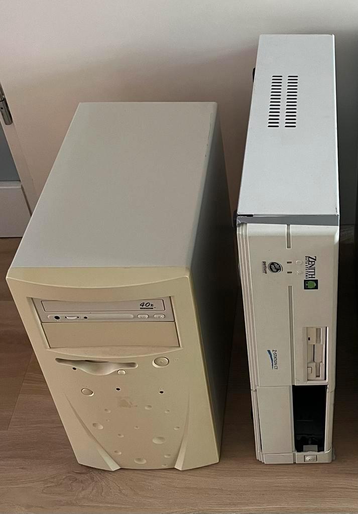 Oude Zenith pc en een Celeron pc, Computers en Software, Vintage Computers, Ophalen