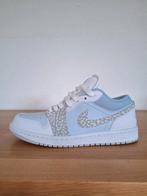 Nike Air Jordan 1 Low SE Maat 41 NIEUW, Wit, Nieuw, Ophalen of Verzenden, Sneakers of Gympen