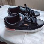 Puma sneakers zwart maat 40 in nieuwstaat, Ophalen of Verzenden, Zo goed als nieuw, Zwart, Sneakers of Gympen