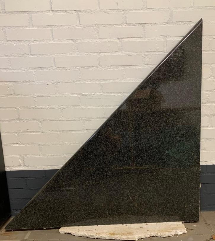 Granieten Tafelblad Driehoek Zwart, Doe-het-zelf en Verbouw, Platen en Panelen, Zo goed als nieuw, Overige materialen, 20 tot 50 mm