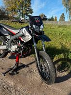 Hele nette Derbi xtreme zo zie je ze niet vaak meer, Fietsen en Brommers, 6 versnellingen, Derbi, Maximaal 45 km/u, Derbi