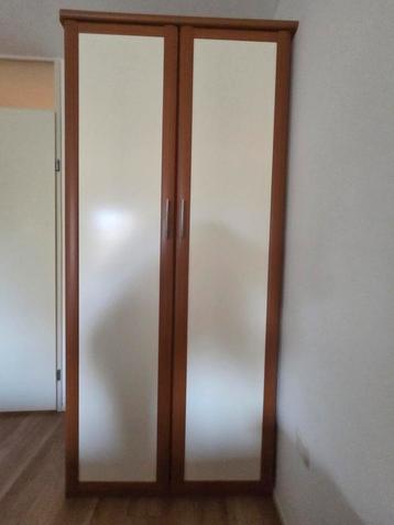 Kledingkast 220x100x60 beschikbaar voor biedingen