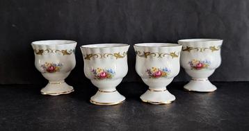 Royal Albert England 4 porseleinen eierdopjes type berkeley  beschikbaar voor biedingen